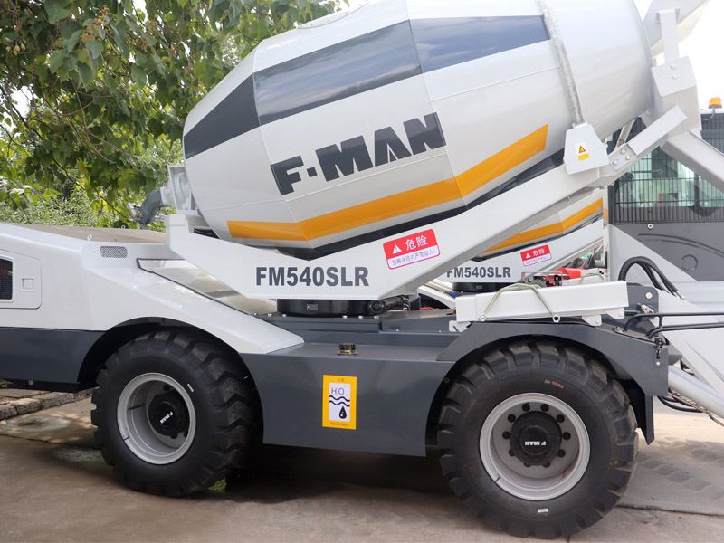 FM540SLR Self Loading Concrete Mixer Truck