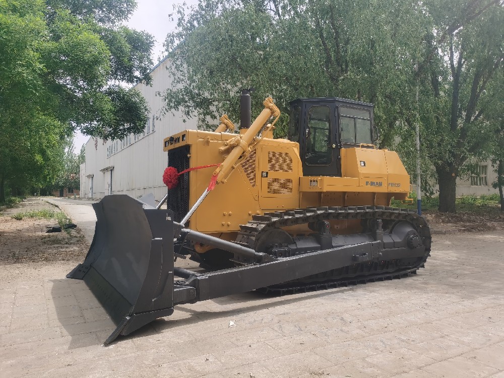 FM132 Crawler Bulldozer